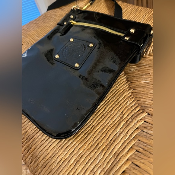 Anna Sui XTarget Crossbody Bag Patent Finish Black & Gold Hardware Adjustable - Picture 5 of 15